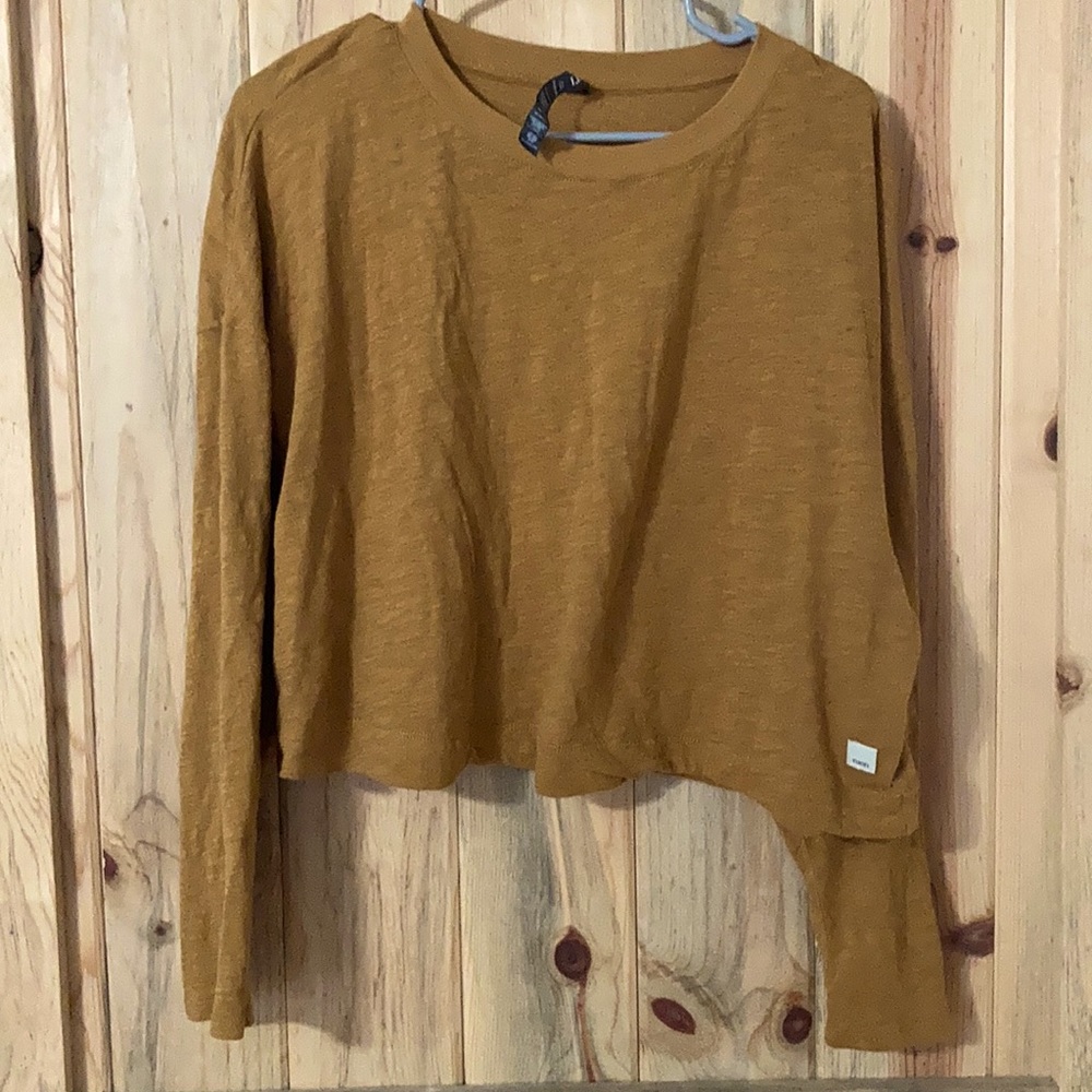 Vuori Long-Sleeved Sundown Tee